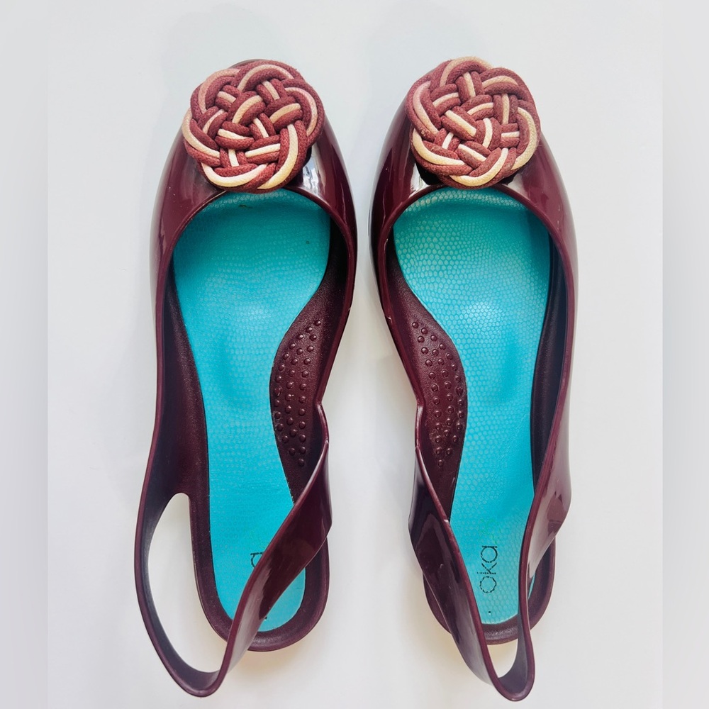 Oka B Slingback Waterproof Flats Crimson Size 7